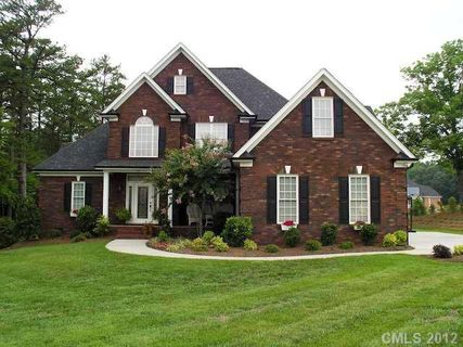 185 Wellington Estates Drive