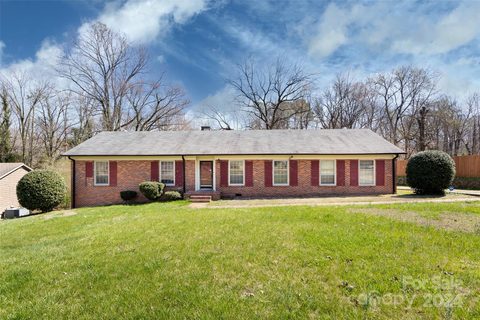 1447 Little Rock Road sold home in Paw Creek, Charlotte, NC