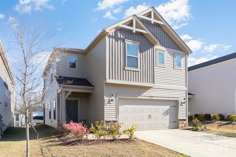 5021 Shadbush Road