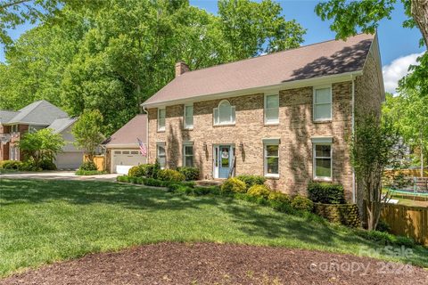 1022 Winterfield Drive sold home in Red Oaks, Mooresville, NC
