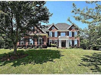 17054 Laurelmont Court