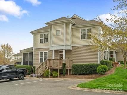 920 Ashworth Drive sold townhome in Madison Green, Gastonia, NC