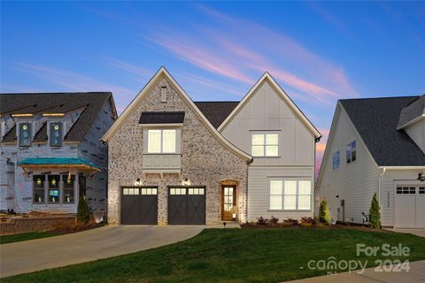 12156 Cambridge Square Drive sold home in Cambridge Square, Cornelius, NC
