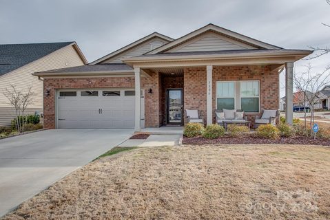 7306 Doak Court