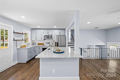 1708 Griers Grove Road sold home in Garden Park, Charlotte, NC
