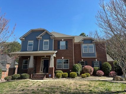 698 Old Cove Road sold home in River Lake, Tega Cay, SC