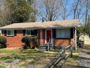 2912 Cedarhurst Drive sold home in Charlotte, SC