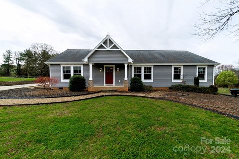 115 Lakewood Drive