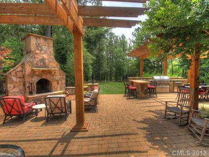 Previously sold for $620,000