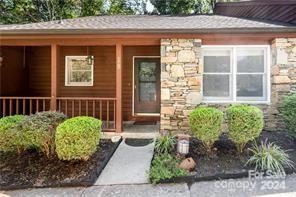 18 Pineoak Circle sold condo in Pencross Estates, Etowah, NC