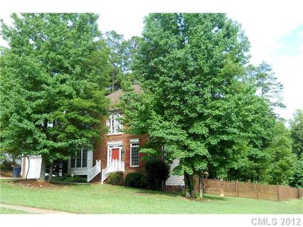 2900 Windsor Chase Drive