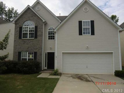 1911 Aberglen Drive sold home in Spring Woods, Charlotte, NC