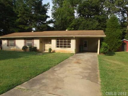 311 Frank Drive sold home in Green Meadows, Charlotte, NC