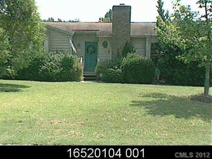 3042 Chenango Drive sold home in Stoneridge, Charlotte, NC