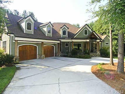 Previously sold for $700,000