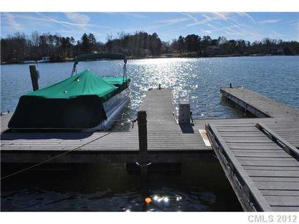 244 Queens Cove Road