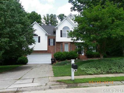 2520 Barrington Court
