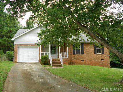 6120 Coltswood Court sold home in New Stonehaven, Charlotte, NC