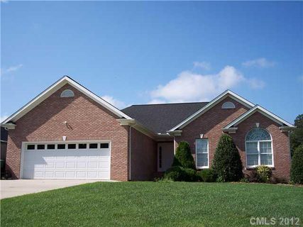 1293 White Pond Drive sold home in Riverwood, Gastonia, NC