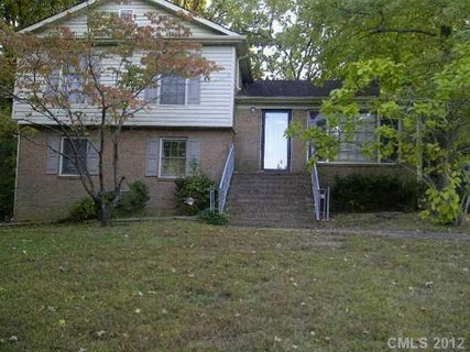 2711 Cedarwild Road