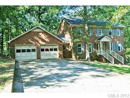 1114 Oak Hill Drive sold home in Southwood Estates, Monroe, NC