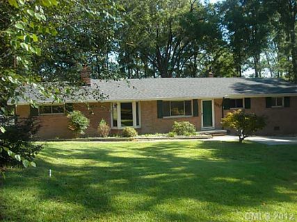 2333 Continental Drive sold home in Elgin, Lancaster, SC