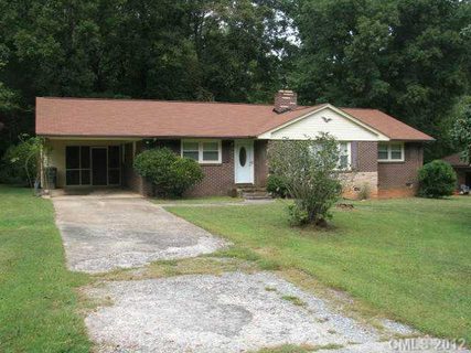 3410 Rollingwood Drive