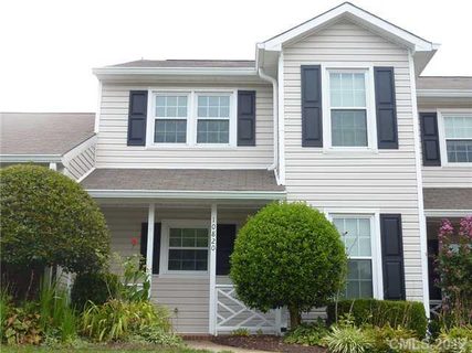 10820 Winterbourne Court 92 sold condo in Kensington At Raintree, Charlotte, NC