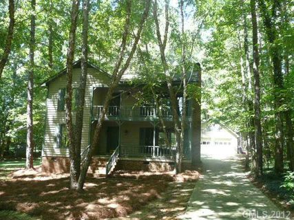 14265 Maple Hollow Lane