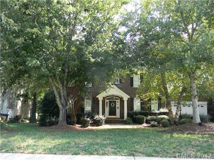 Previously sold for $351,750