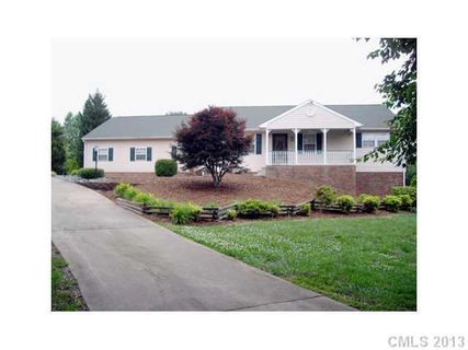 106 Lapides Circle sold home in Wildwood, Shelby, NC
