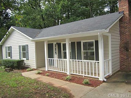 2825 Royal Ridge Lane
