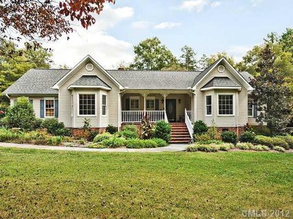 490 Falcon Drive