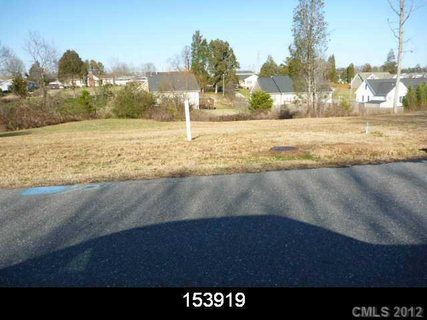 1113 Laurel Woods Drive sold home in Laurel Woods, Gastonia, NC