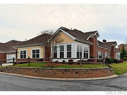 2215 North Castle Court sold townhome in St Andrews, Matthews, NC
