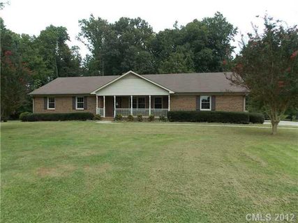 104 Frontier Circle