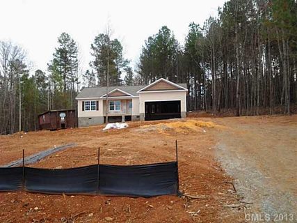 3570 Lake Bluff Drive 1