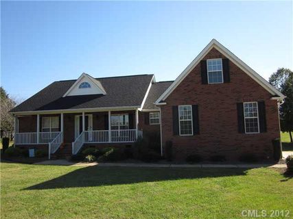 505 Wild Cherry Court sold home in The Orchard, Clover, SC