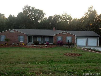 104 Lawson Place