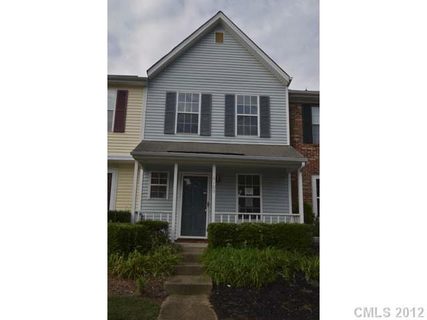 6109 Windsor Gate Lane sold condo in Windsor Grove Homes, Charlotte, NC