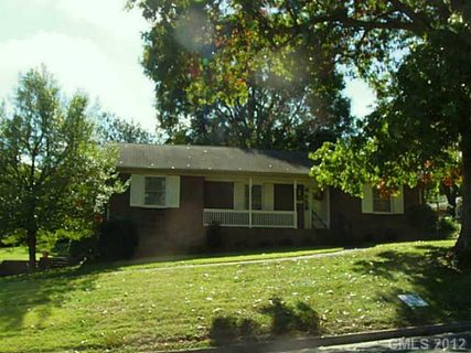 902 Mascot Drive 5