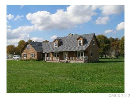 4048 Holly Springs Drive