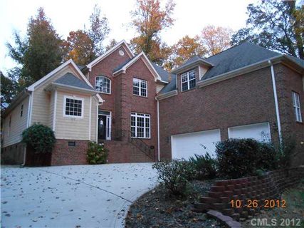 322 Robinson Road
