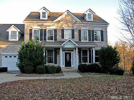 7124 Topsail Circle