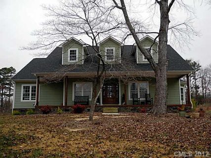 2413 Gateway Lane