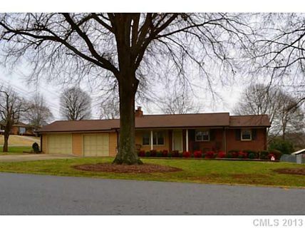 3602 Brookwood Drive sold home in Brookwood, Maiden, NC