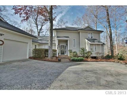 2201 Cross Creek Drive