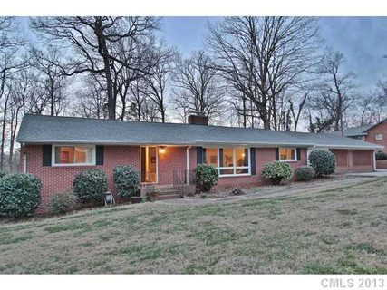 220 Dogwood Drive