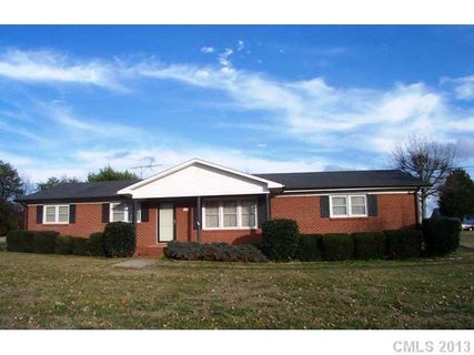 2552 Chipley Ford Road
