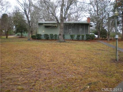 434 Shoreline Drive